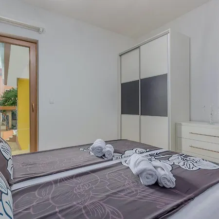 Mala Ferienhaus *