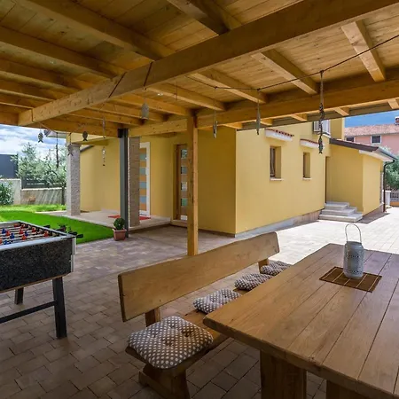Mala Holiday home *