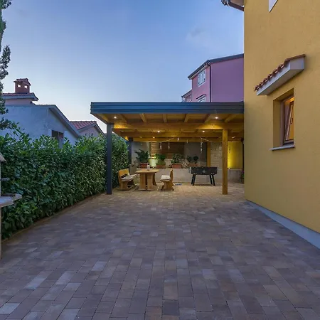Holiday home Mala Porec