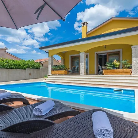 Tatil Evi Mala